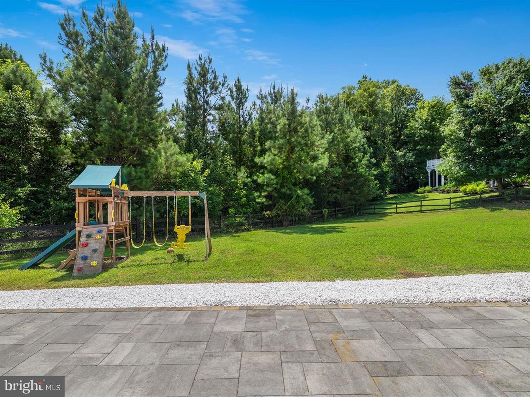 Backyard, Exterior, Playground