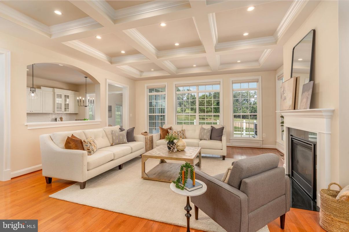 Fireplace, Interior, Living room, Pendant Lights, Recessed Lighting, Wood Texture Flooring