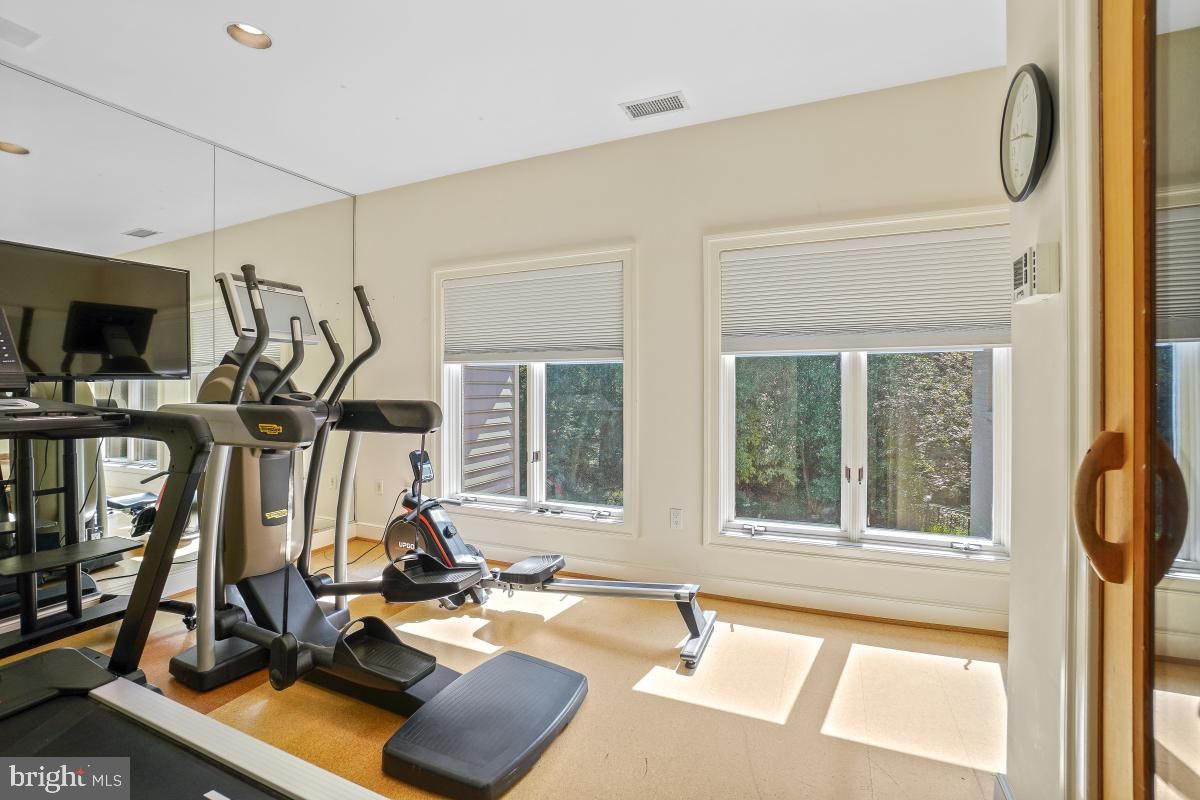 Fitness Equipment, Interior, Recessed Lighting