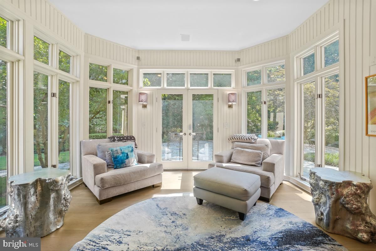 Interior, Sun Room, Wood Texture Flooring
