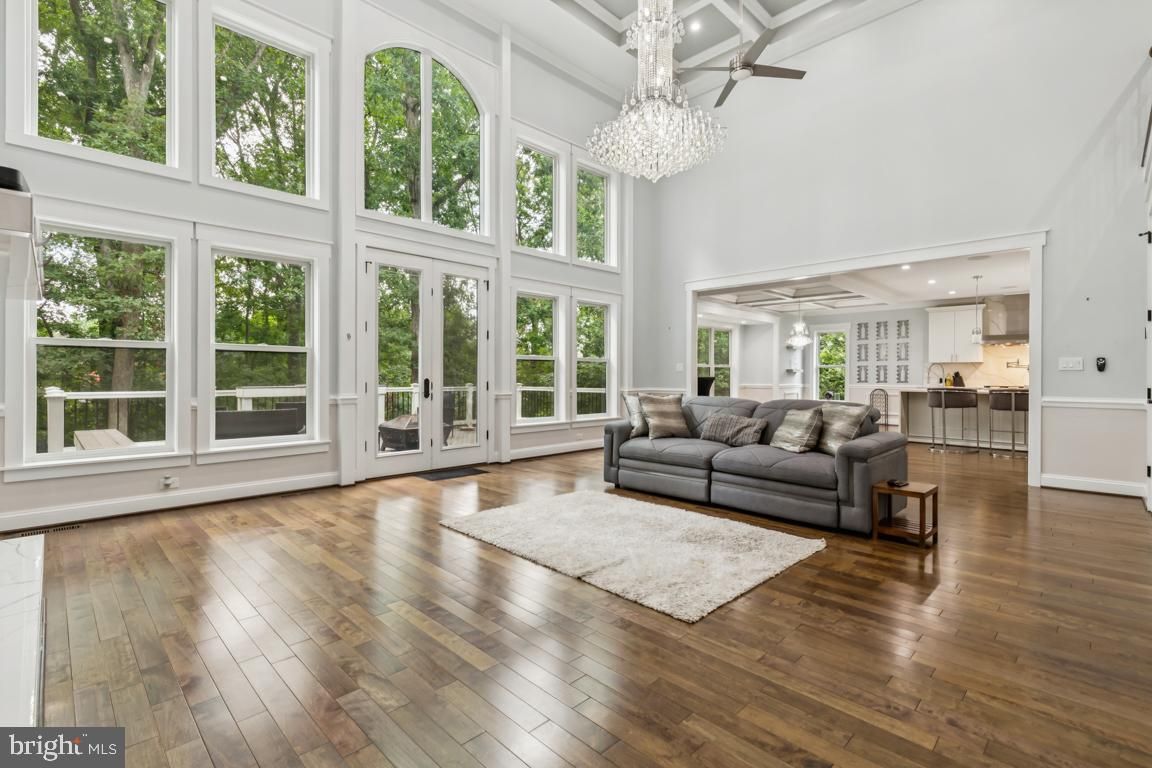 Chandelier, Interior, Kitchen, Living room, Recessed Lighting, Wood Texture Flooring