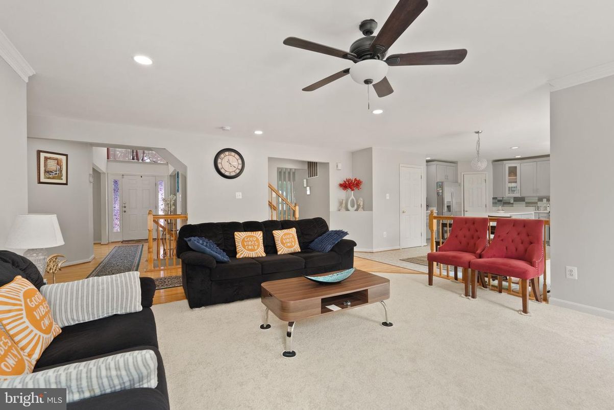 Dining room, Interior, Kitchen, Living room, Recessed Lighting