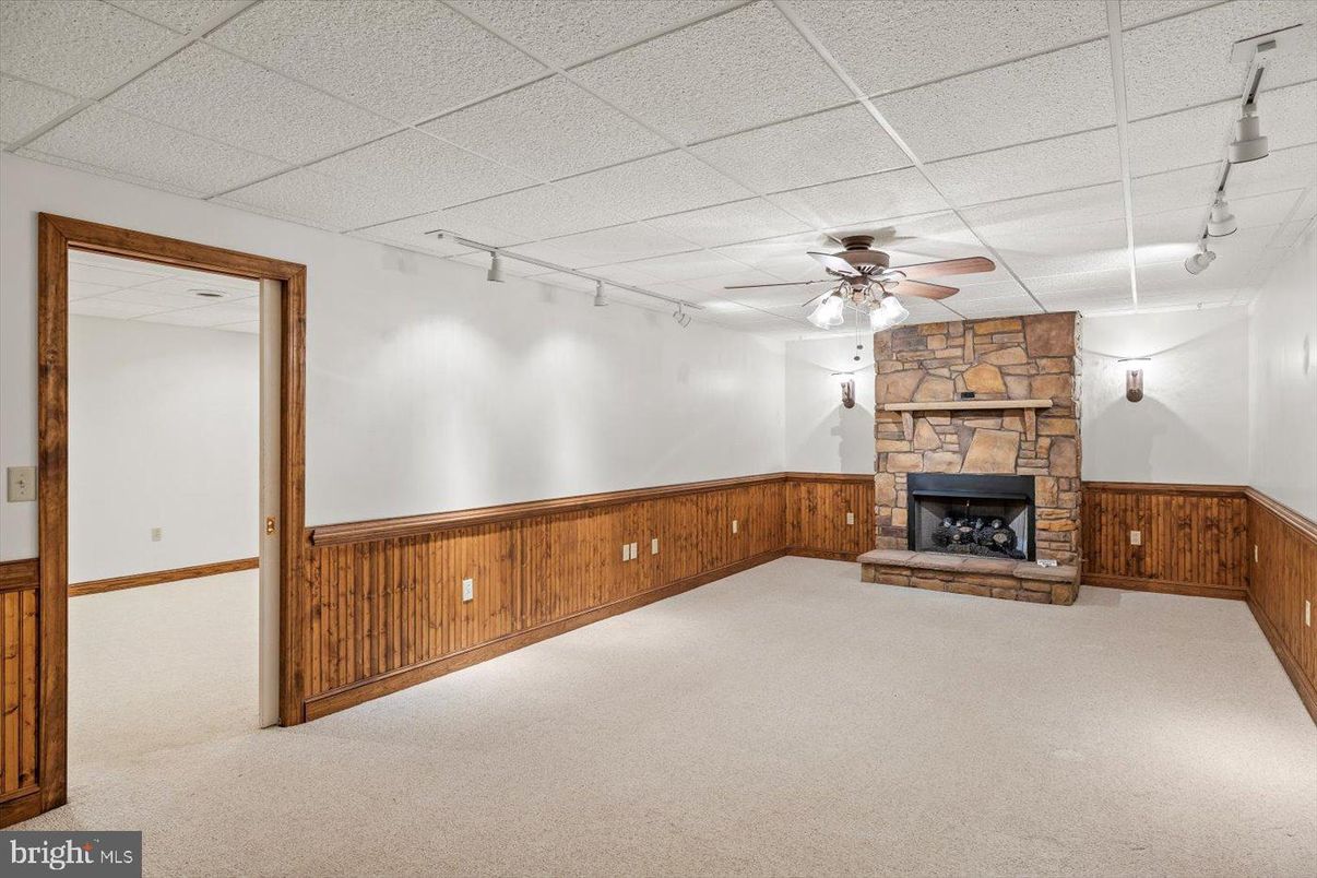 Empty room, Fireplace, Interior, Stone Walls