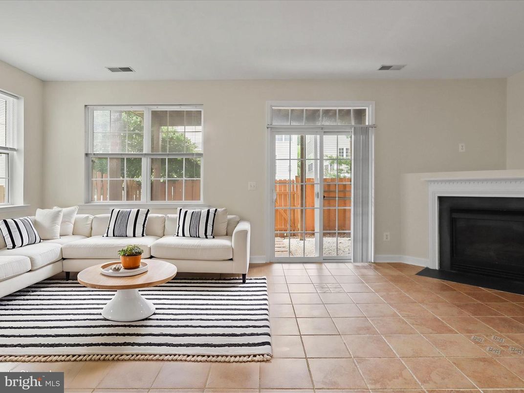 Fireplace, Interior, Living room