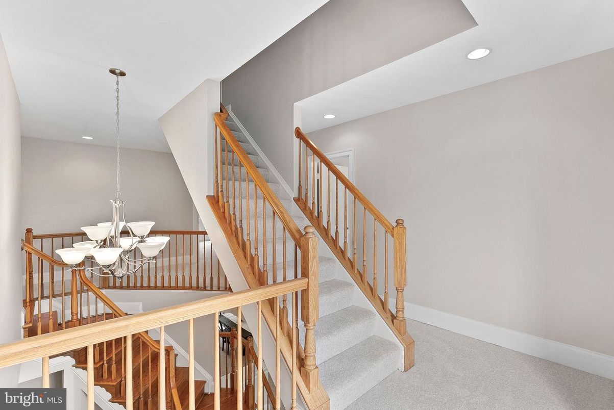 Chandelier, Interior, Recessed Lighting
