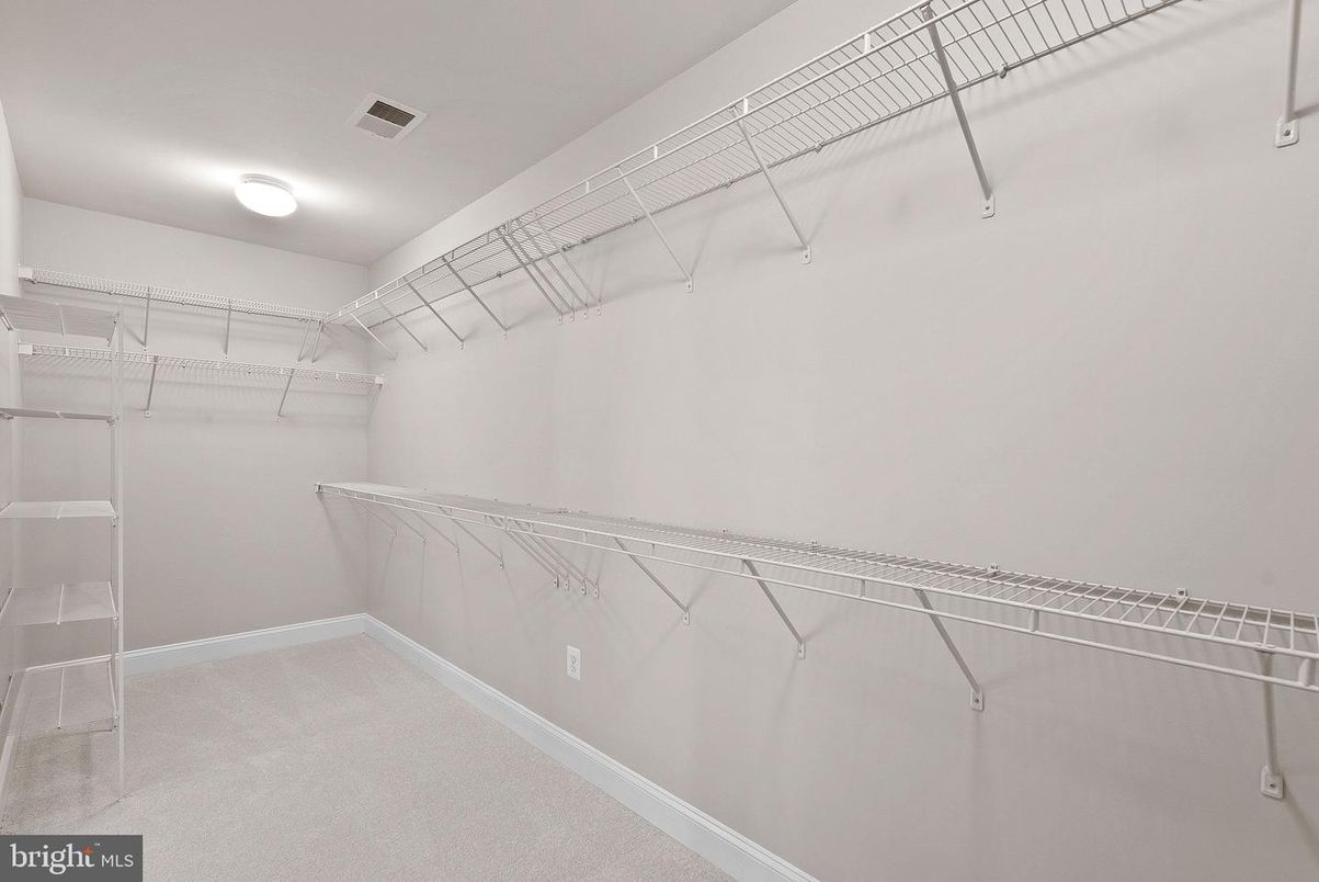 Interior, Walk-in Closets