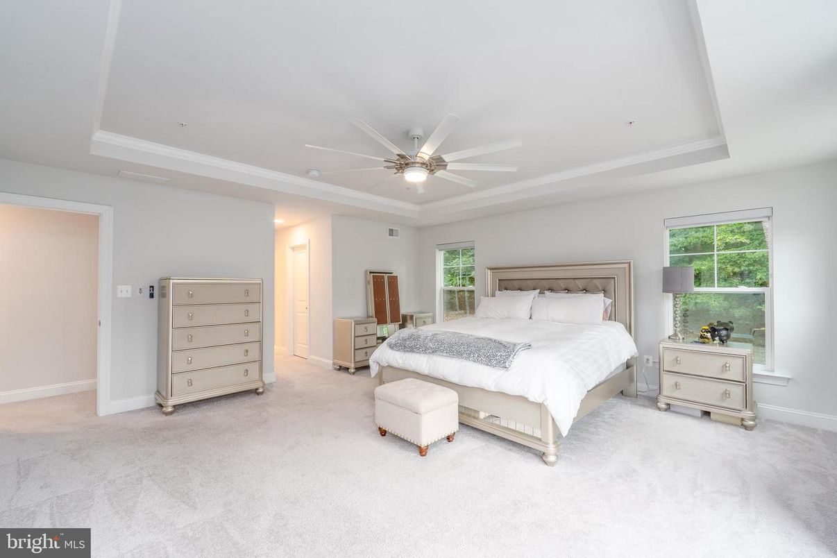 Bedroom, Interior, Recessed Lighting