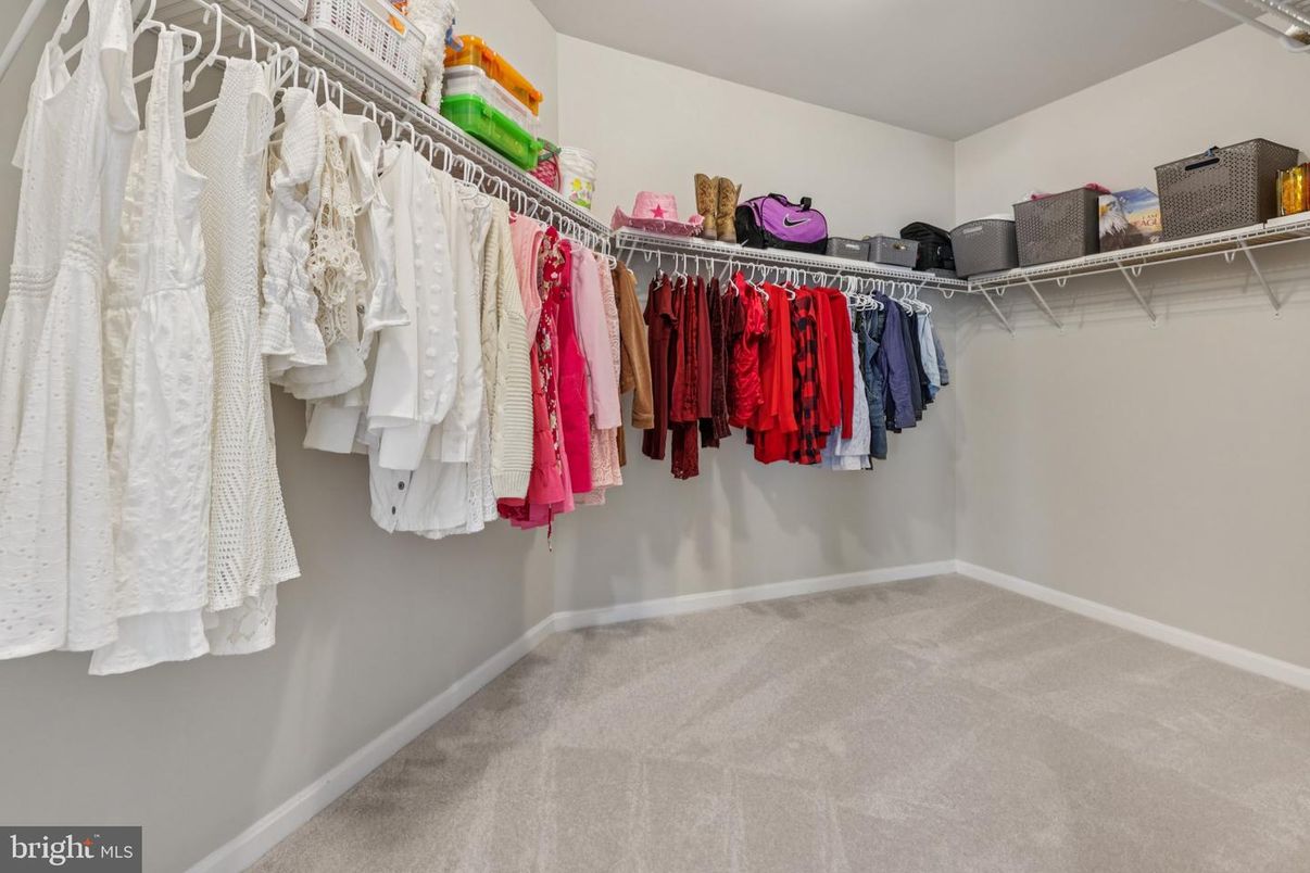 Interior, Walk-in Closets