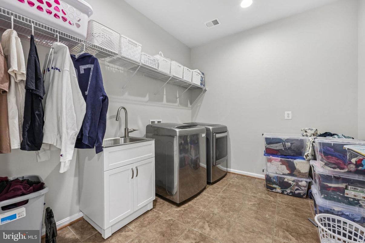 Interior, Recessed Lighting, Washer