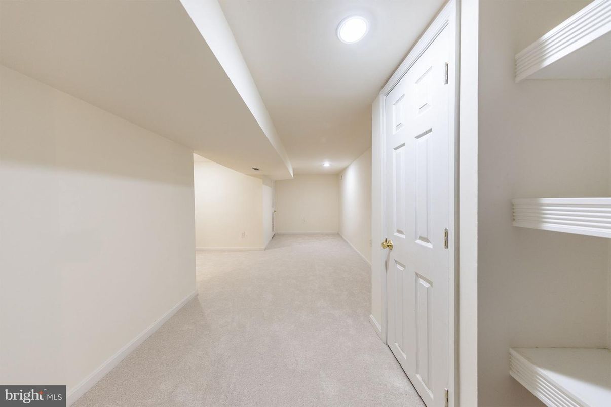 Interior, Recessed Lighting