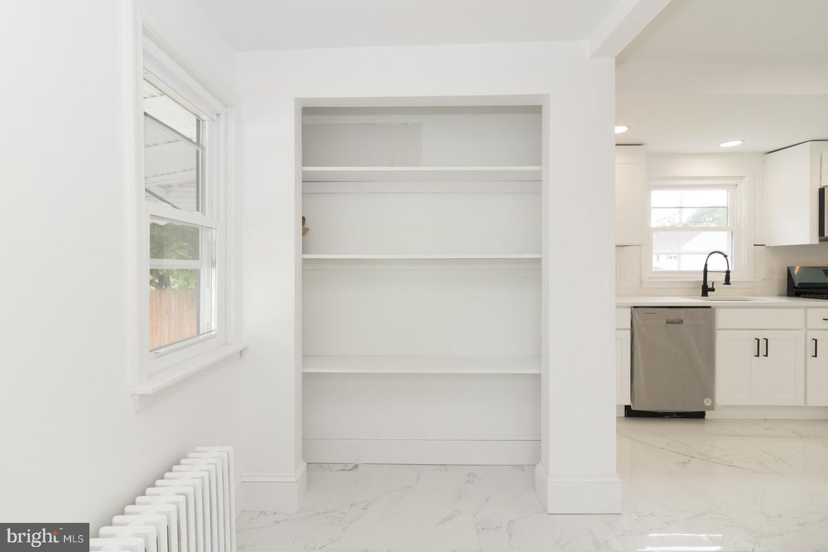 Interior, Kitchen, Marble, Recessed Lighting