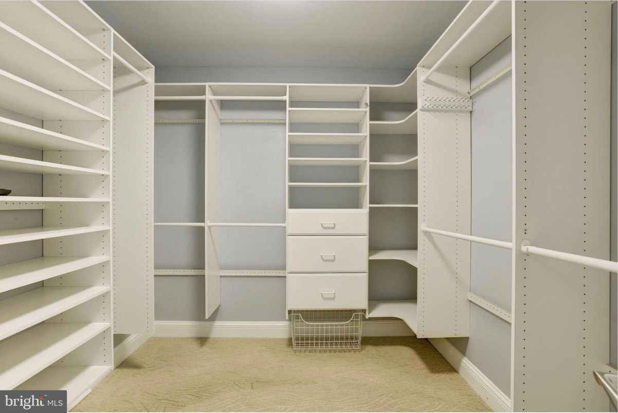 Interior, Walk-in Closets
