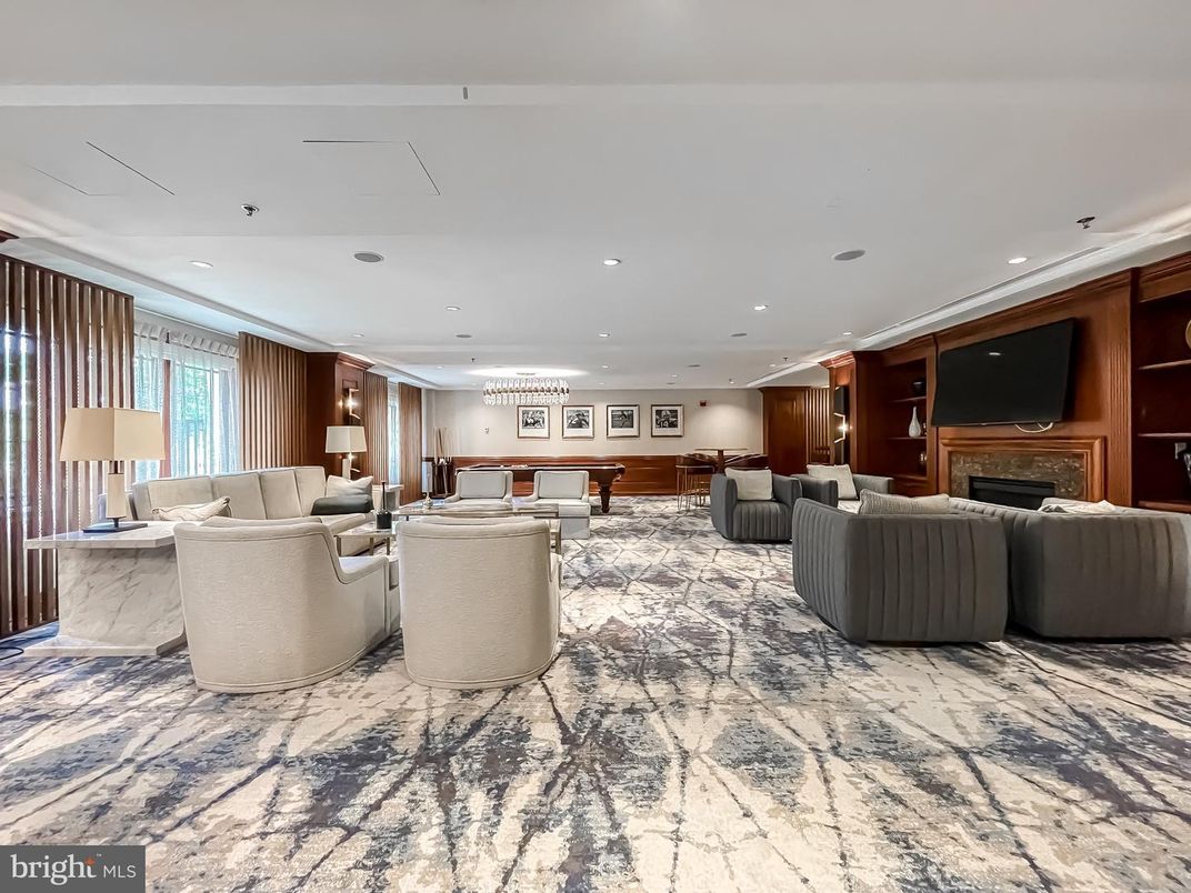 Chandelier, Fireplace, Interior, Living room, Recessed Lighting