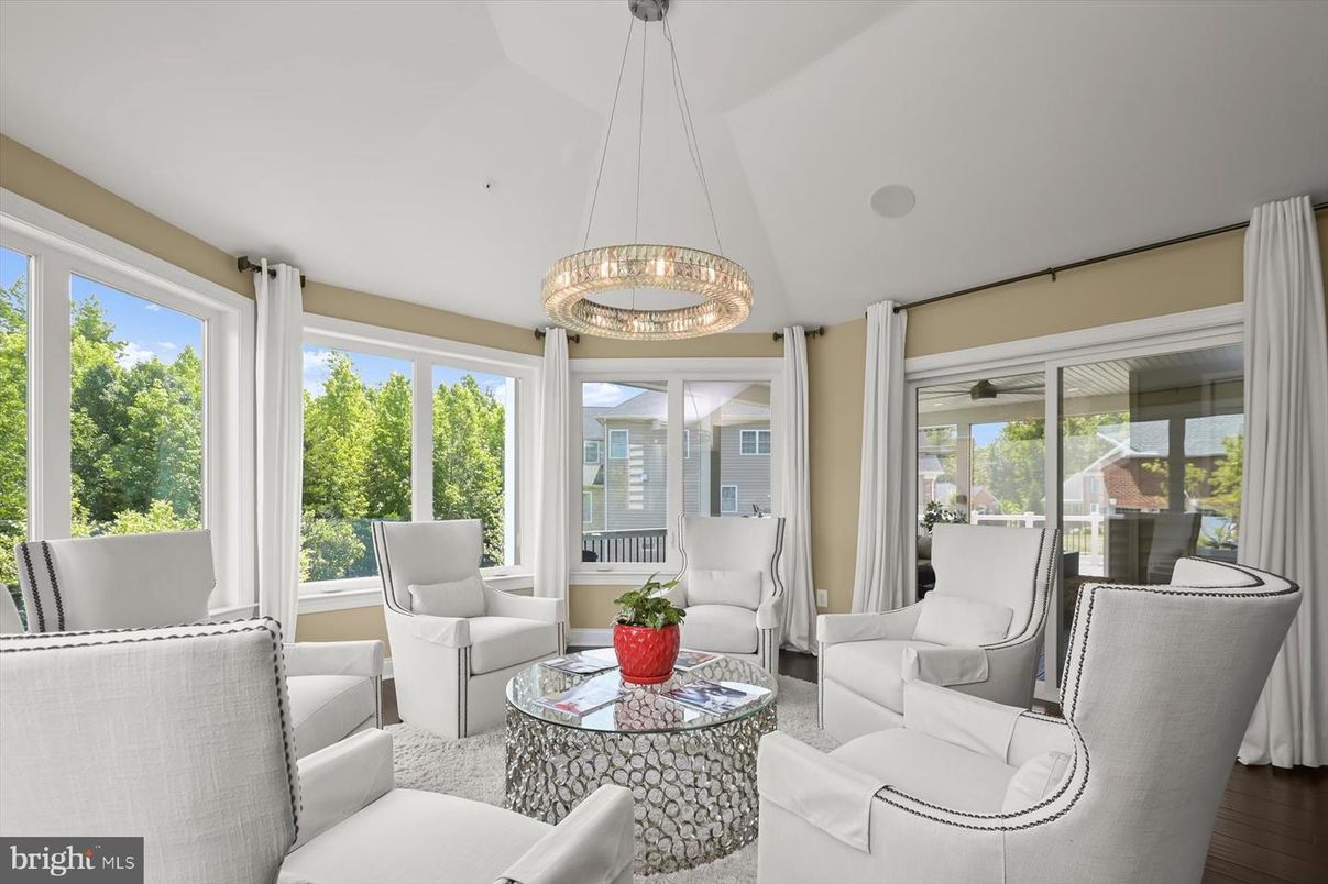 Interior, Living room, Pendant Lights, Wood Texture Flooring