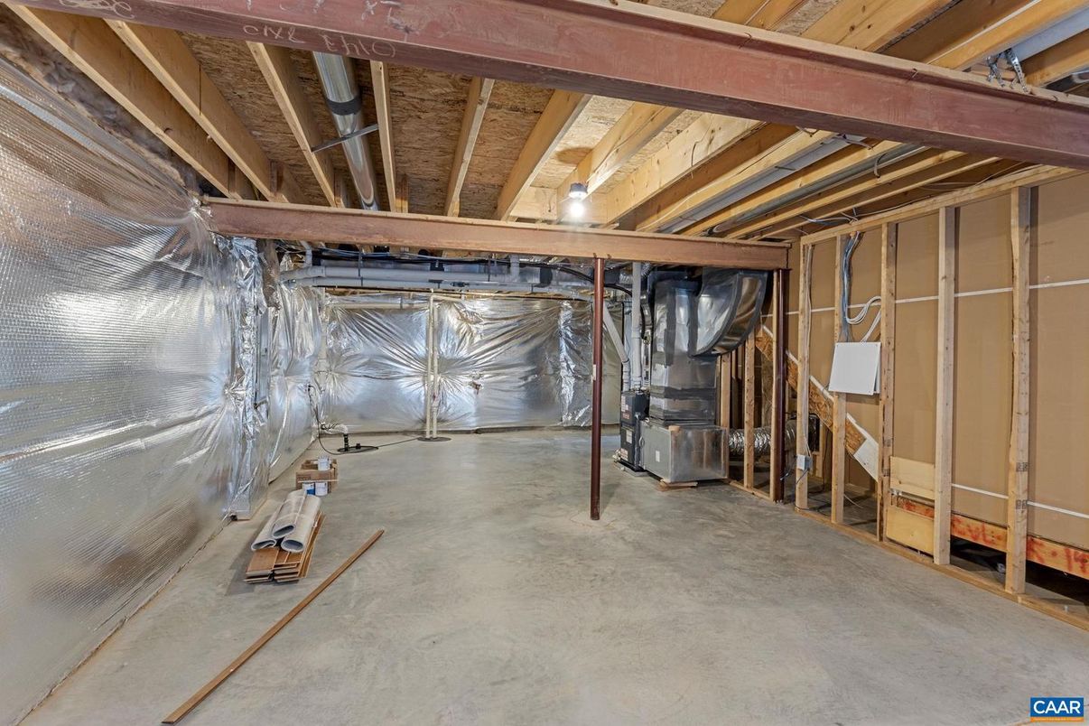 Garage, Interior, Wooden Beams, Wooden Ceilings