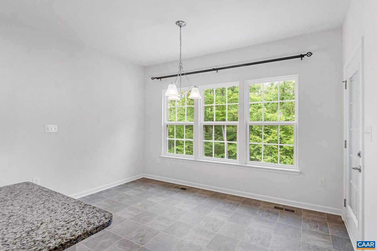 Chandelier, Empty room, Interior, Pendant Lights
