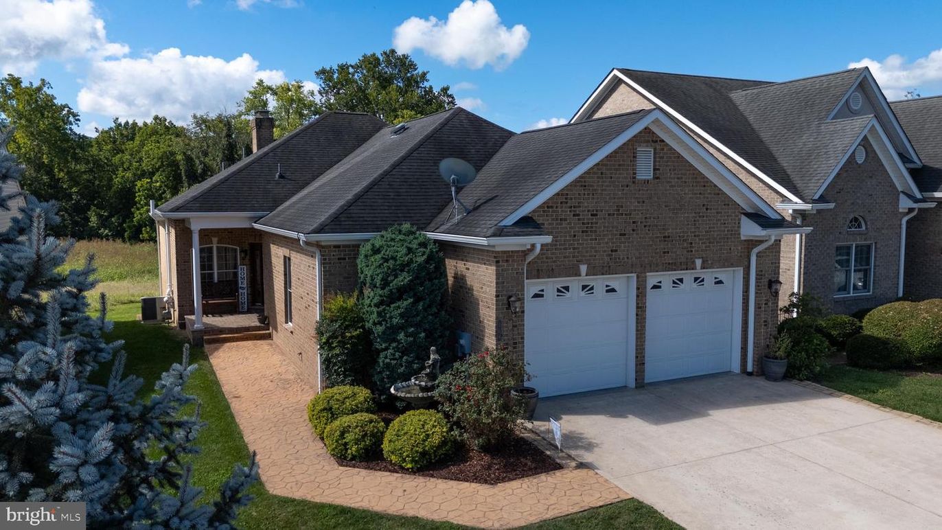 Attached, Exterior, Facade, Brick Facade, Brick Traditional