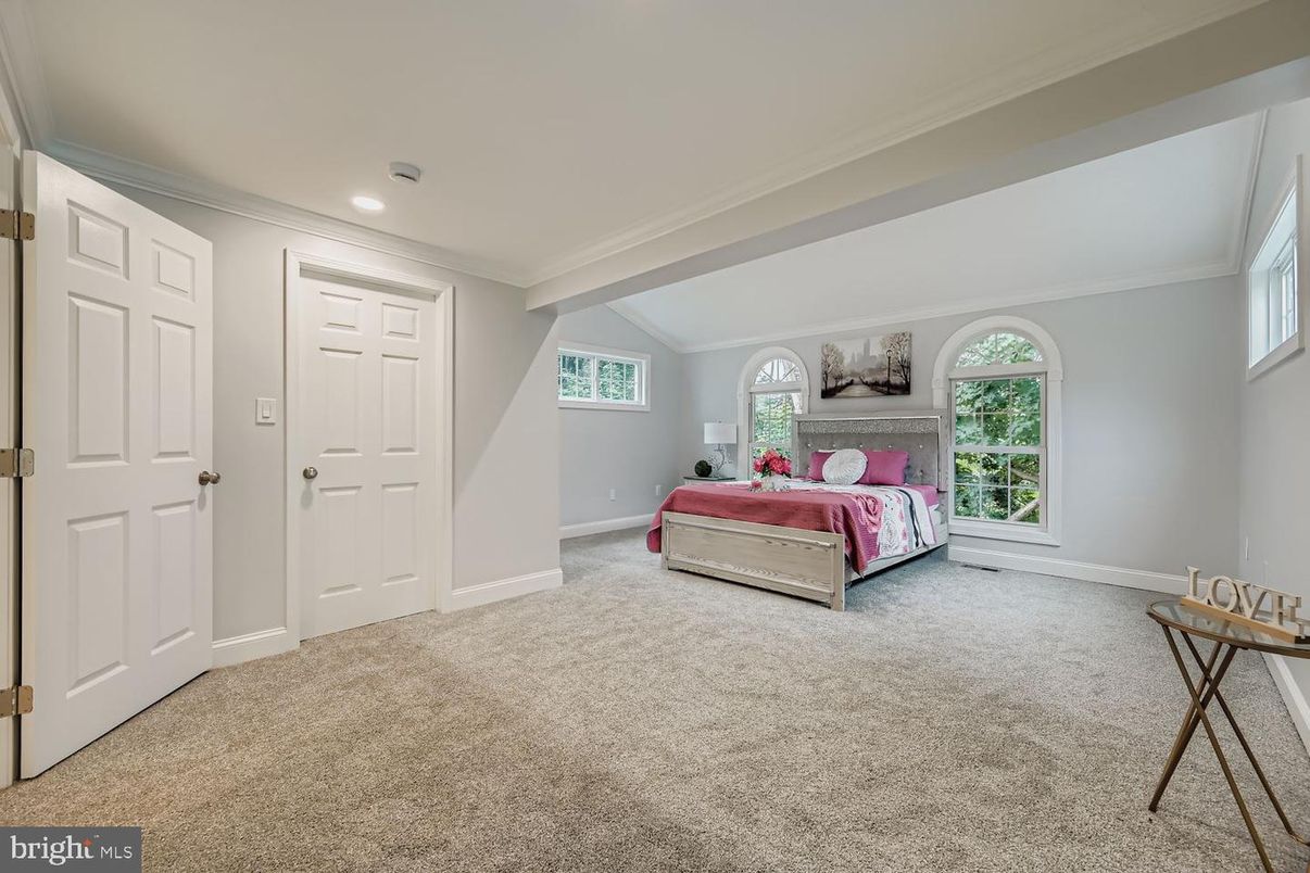 Bedroom, Interior, Recessed Lighting