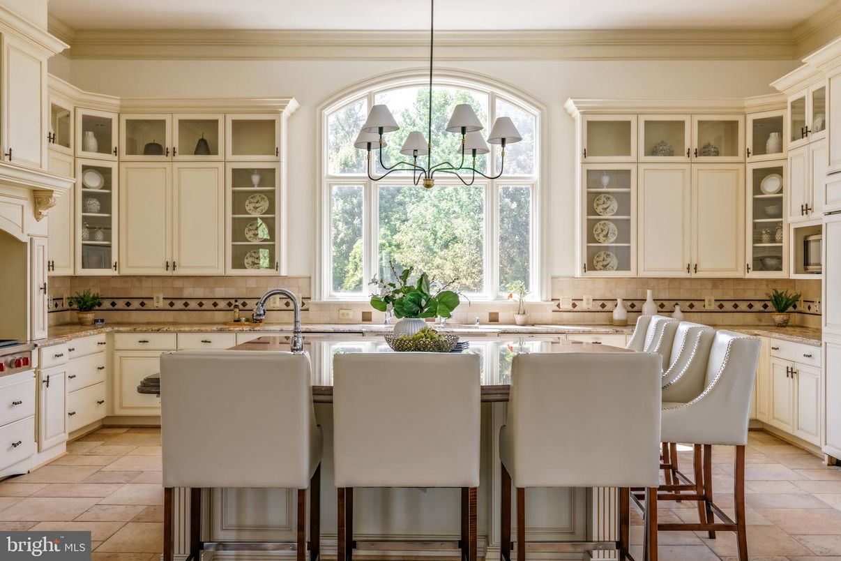 Chandelier, Interior, Kitchen, Pendant Lights