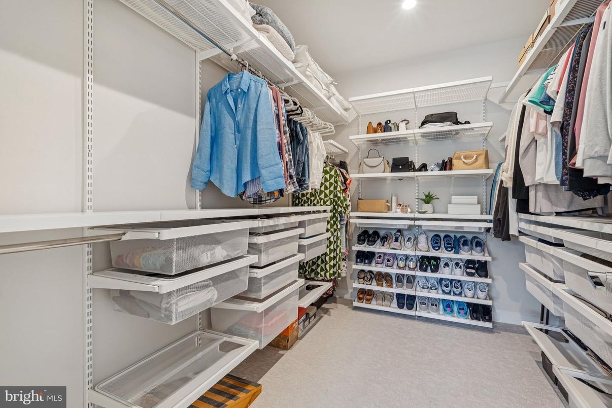 Interior, Recessed Lighting, Walk-in Closets