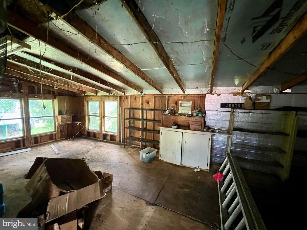 Interior, Wooden Beams