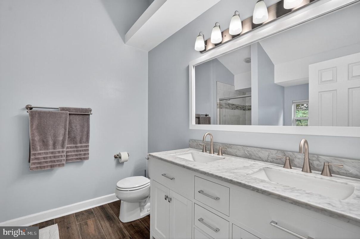 Bathroom, Dual Sink Vanities, Interior, Wood Texture Flooring