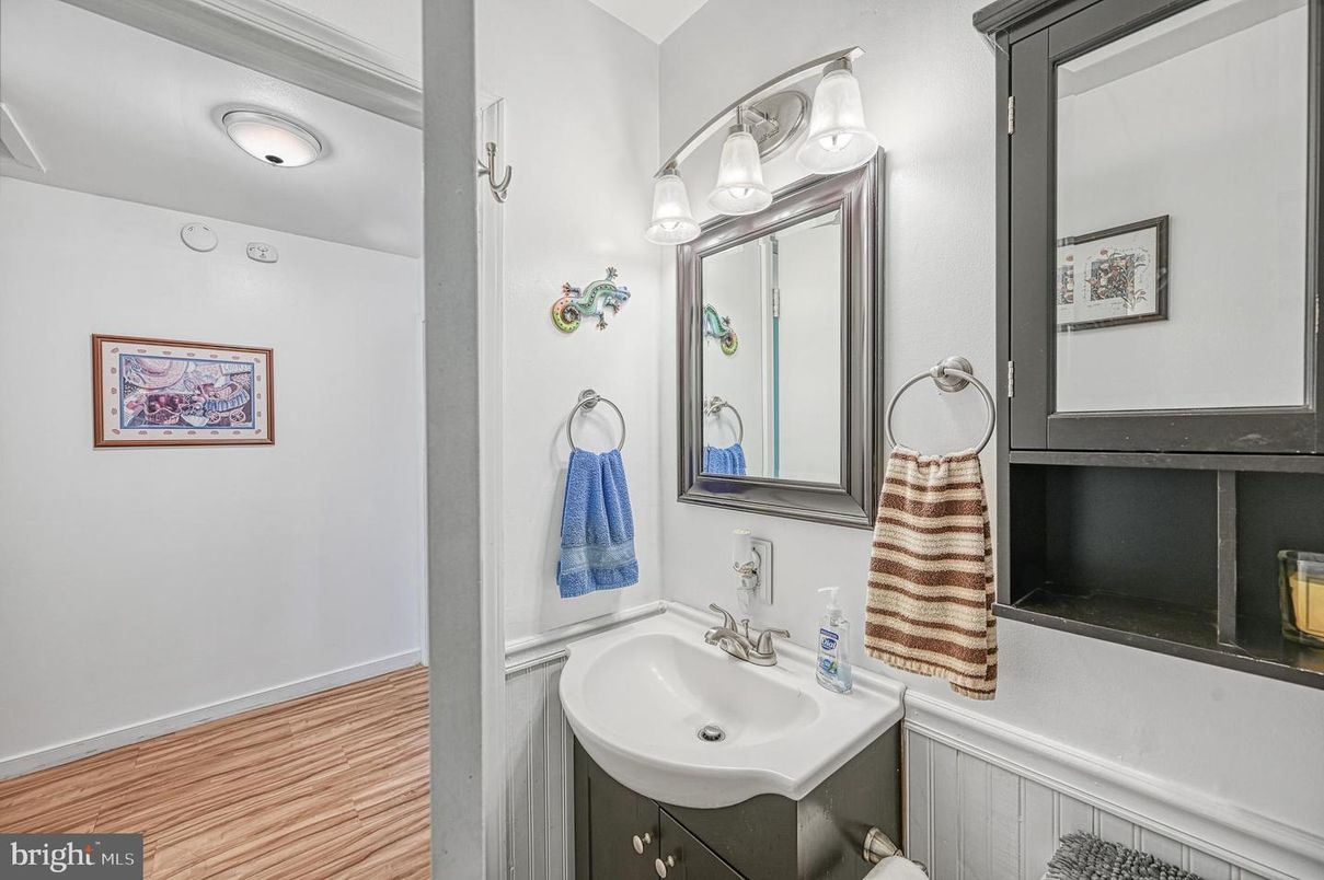 Bathroom, Interior, Wood Texture Flooring