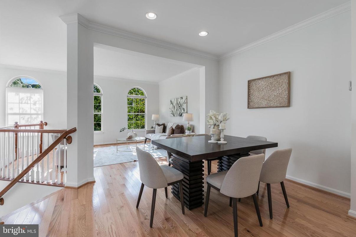 Dining room, Interior, Recessed Lighting, Wood Texture Flooring
