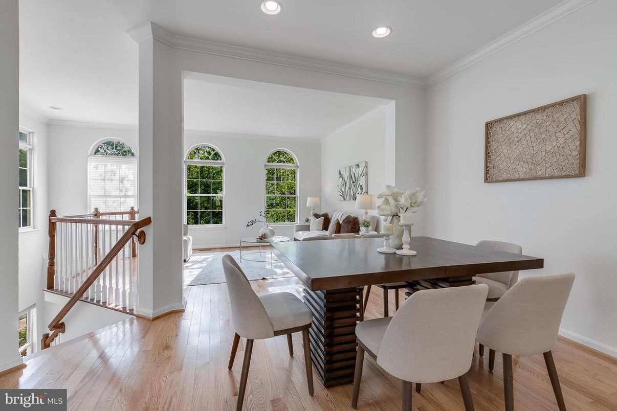 Dining room, Interior, Recessed Lighting, Wood Texture Flooring