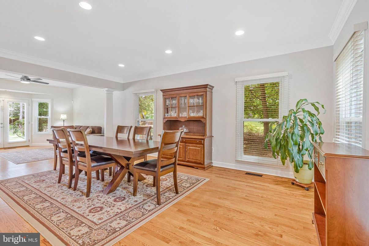 Dining room, Interior, Recessed Lighting, Wood Texture Flooring