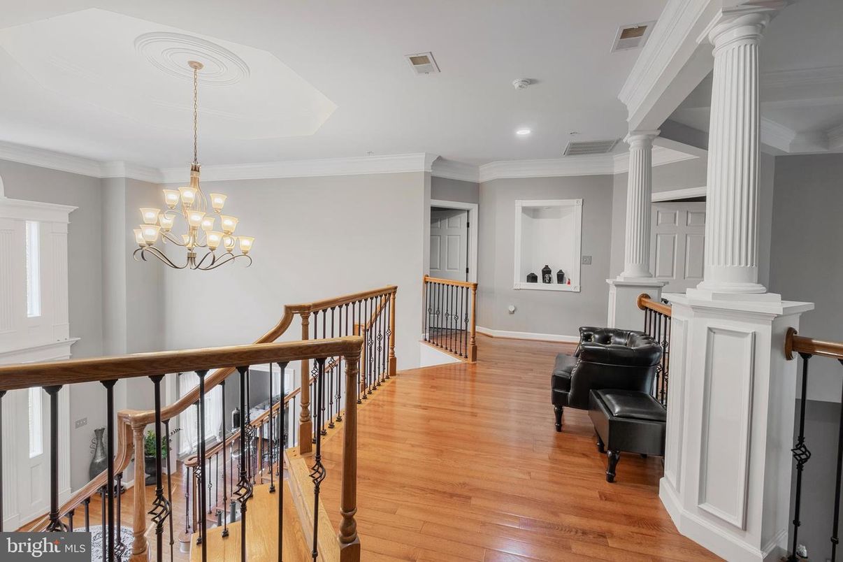 Chandelier, Interior, Recessed Lighting, Wood Texture Flooring