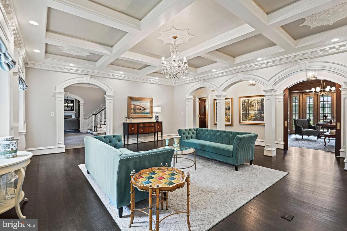 Chandelier, Interior, Living room, Recessed Lighting, Wood Texture Flooring