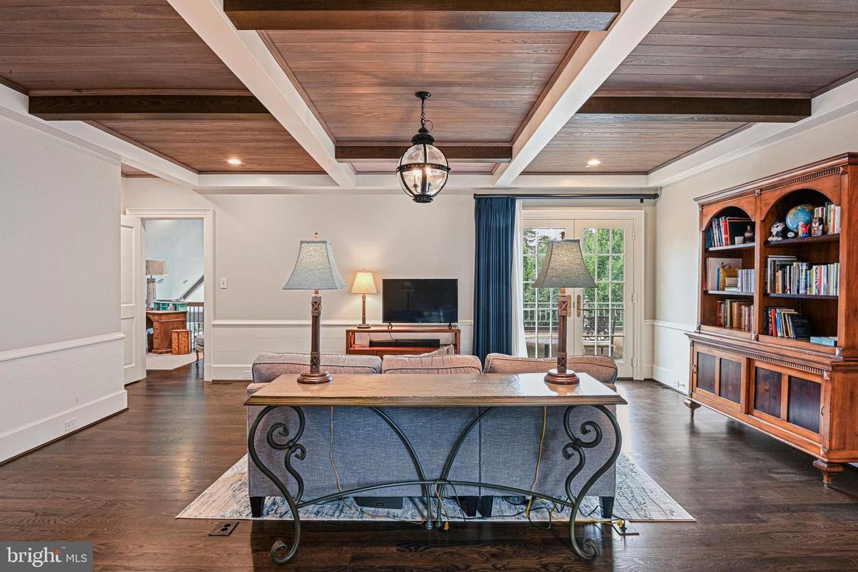 Interior, Recessed Lighting, Wooden Beams, Wooden Ceilings, Wood Texture Flooring