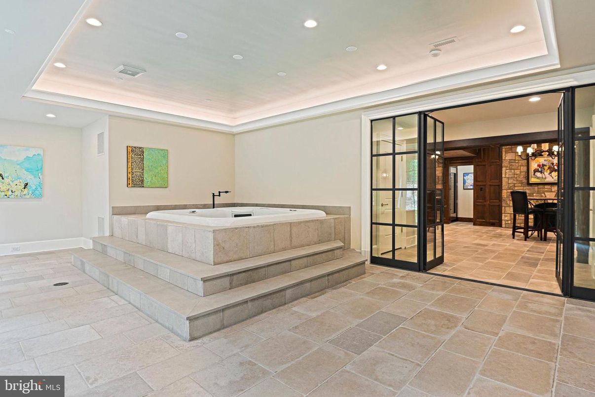 Bathroom, Interior, Pendant Lights, Recessed Lighting