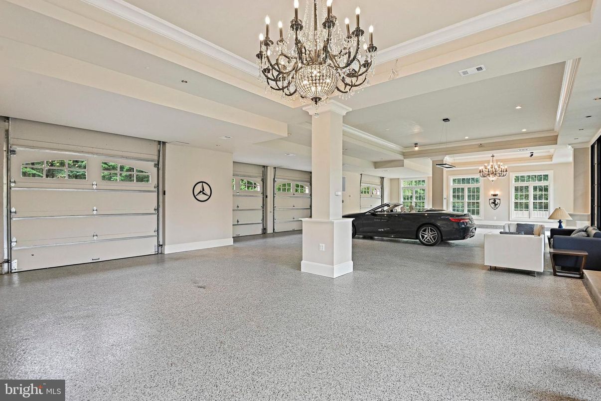 Chandelier, Interior, Recessed Lighting