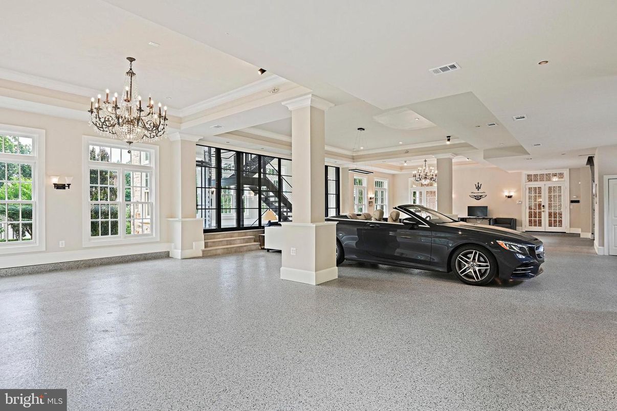 Chandelier, Interior, Recessed Lighting