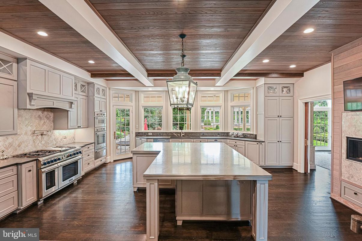 Chandelier, Interior, Kitchen, Pendant Lights, Recessed Lighting, Stainless Steel Appliances, Wooden Ceilings, Wood Texture Flooring