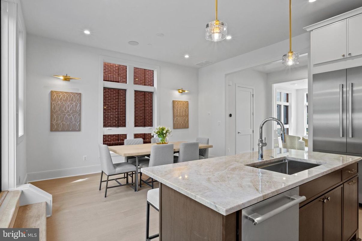 Dining room, Interior, Kitchen, Pendant Lights, Recessed Lighting, Stainless Steel Appliances, Wood Texture Flooring