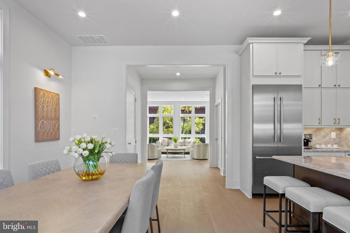 Dining room, Interior, Kitchen, Pendant Lights, Recessed Lighting, Stainless Steel Appliances, Wood Texture Flooring