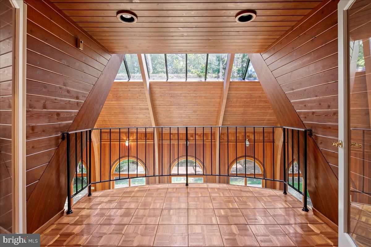 Interior, Recessed Lighting, Wooden Ceilings, Wood Texture Flooring, Wooden Walls