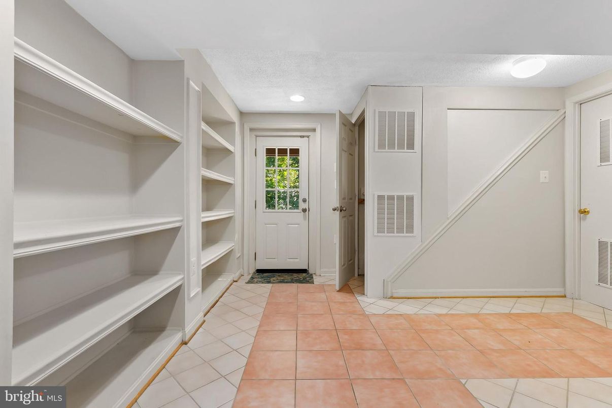 Interior, Recessed Lighting