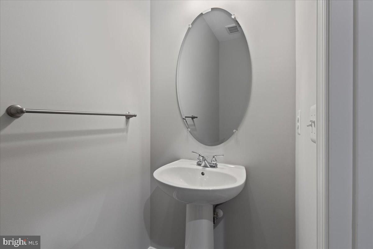 DE Listing image placeholder