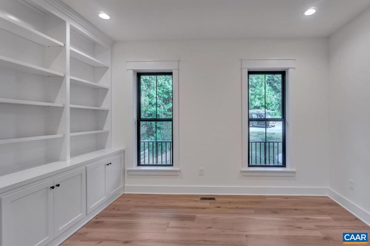Empty room, Interior, Recessed Lighting, Wood Texture Flooring