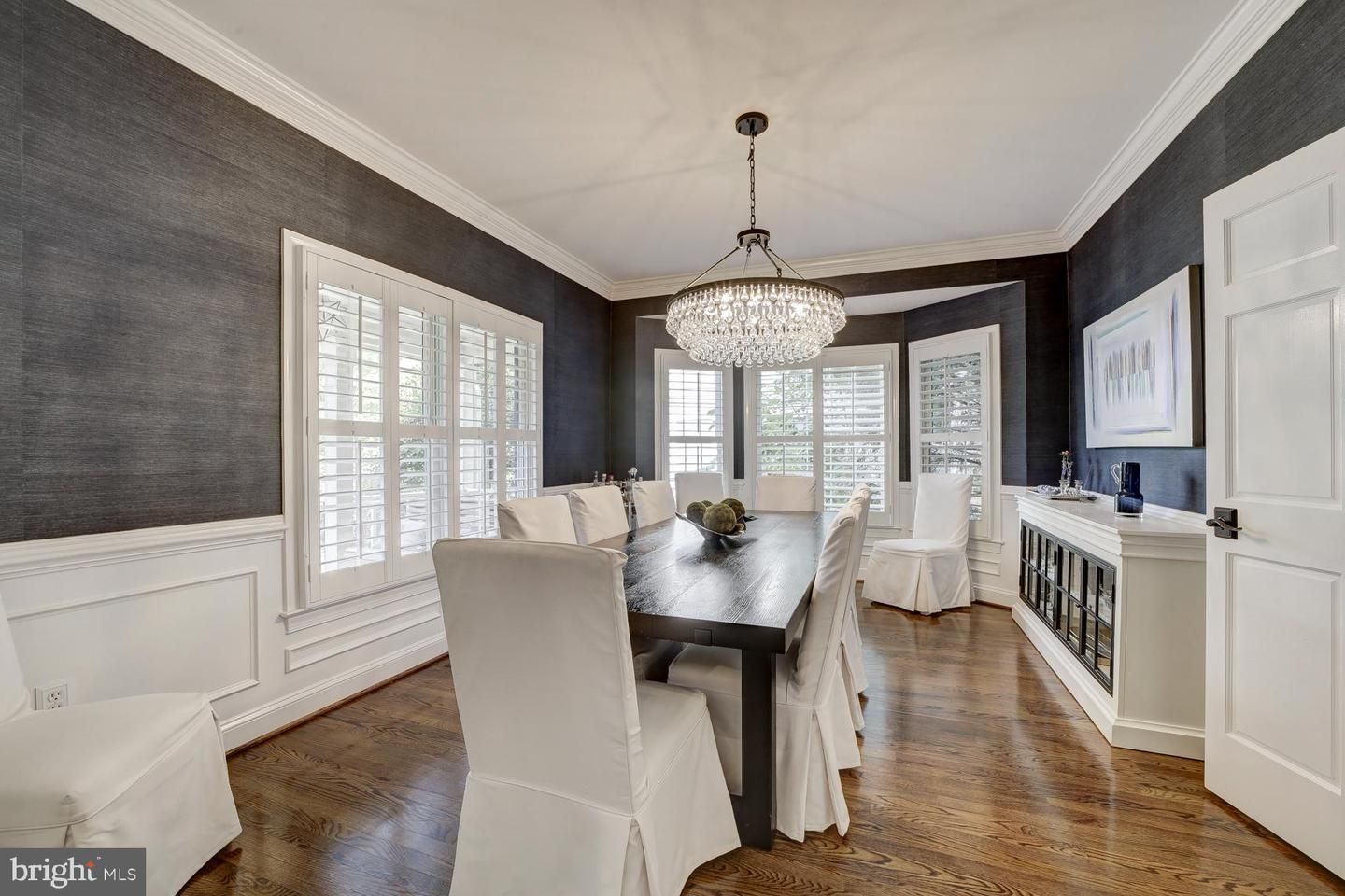 Chandelier, Dining room, Interior, Wood Texture Flooring