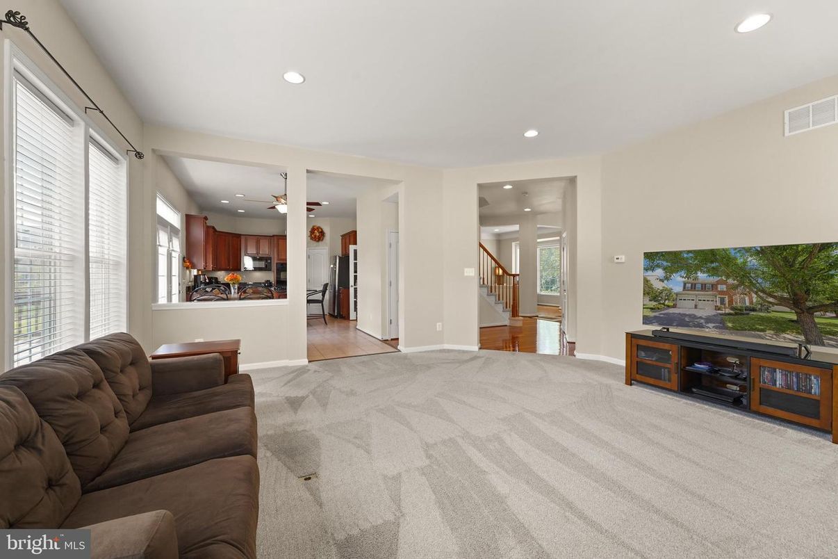 Interior, Kitchen, Living room, Recessed Lighting