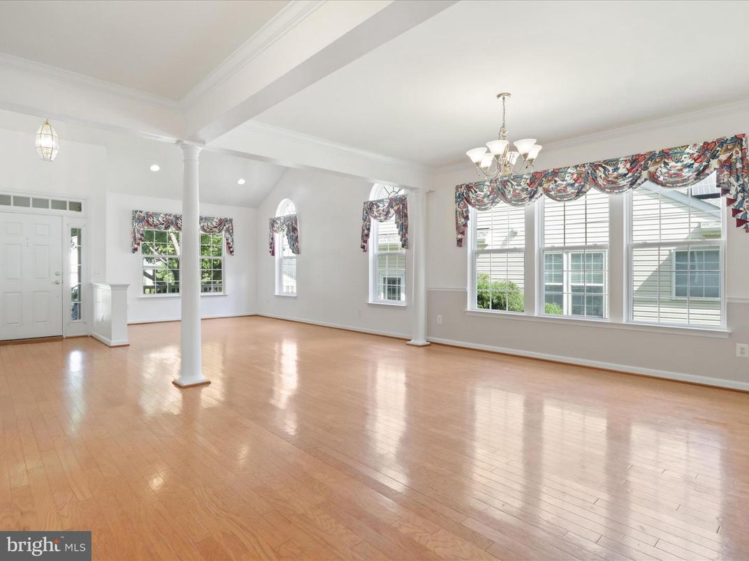 Chandelier, Empty room, Interior, Recessed Lighting, Wood Texture Flooring