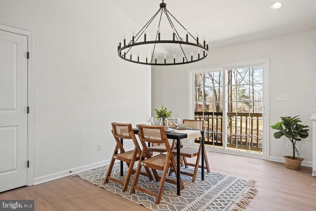 Chandelier, Dining room, Interior, Recessed Lighting, Wood Texture Flooring