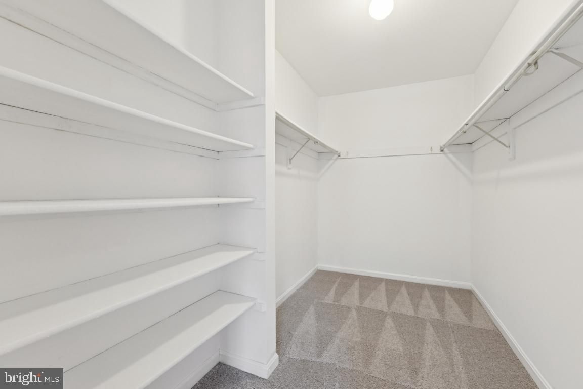 Interior, Walk-in Closets