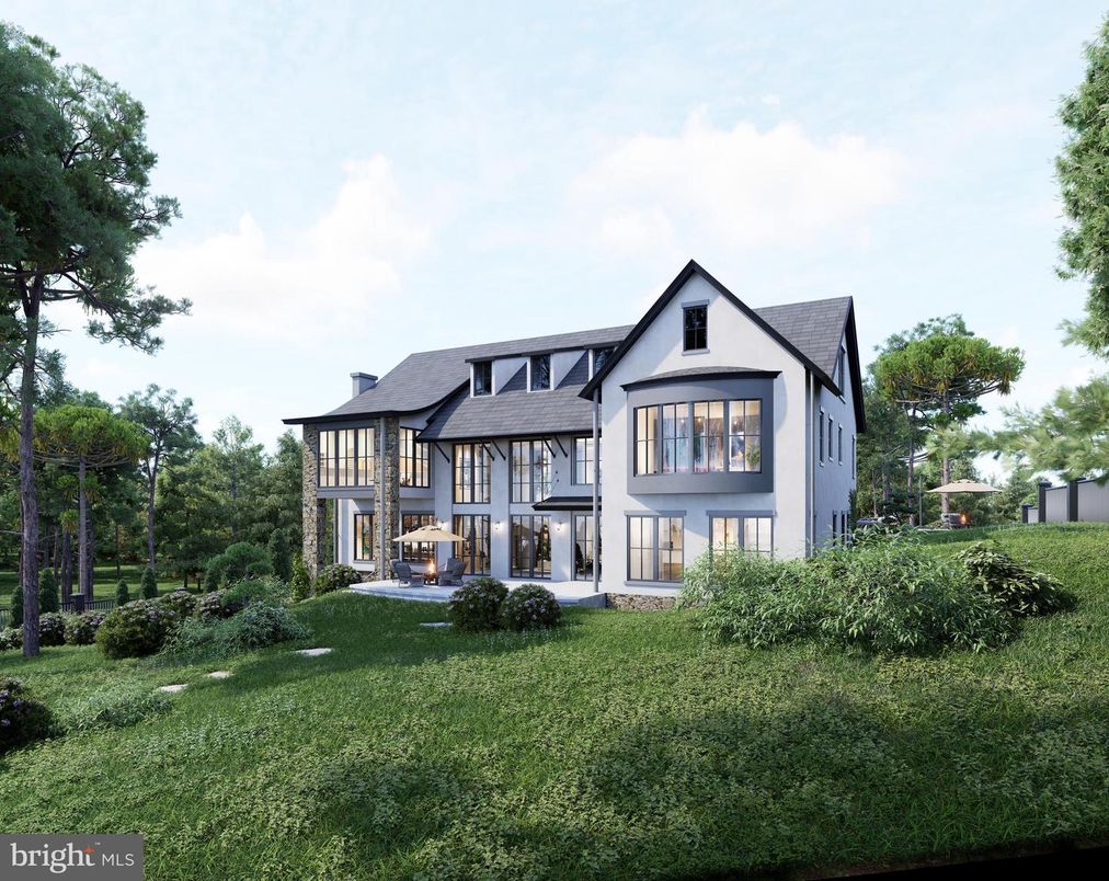 Backyard, Exterior, Facade, Farmhouse