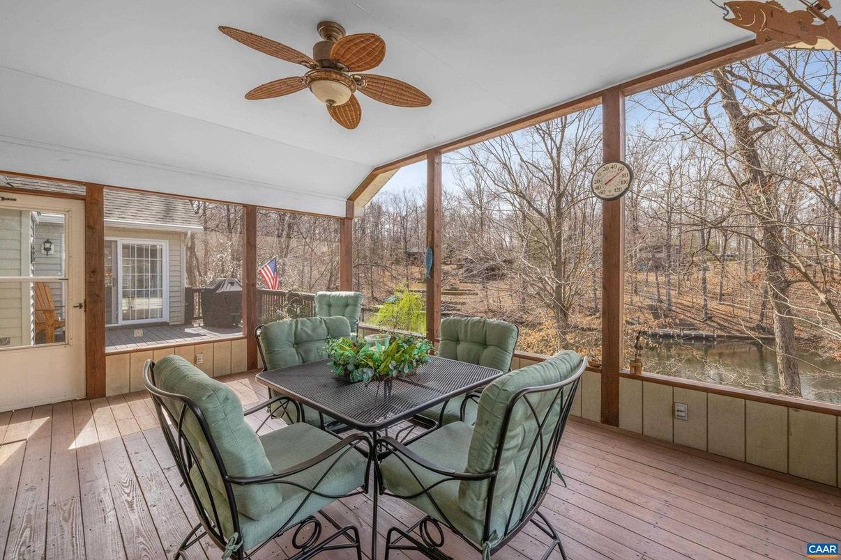 Dining room, Interior, Sun Room, Wood Texture Flooring